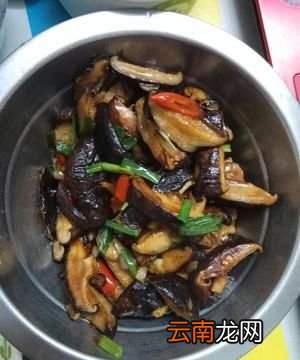 怎么炒干蘑菇，紅菇干怎么燒好吃