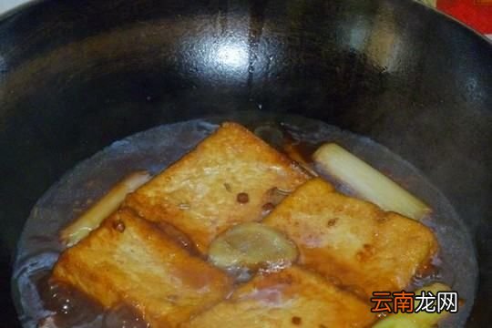 鹵水點豆腐老嫩怎么控制，豆腐點漿老嫩怎樣控制視頻