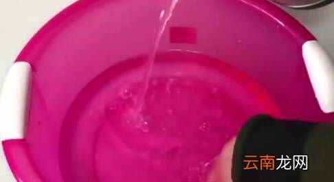 圍巾怎么清洗，自己織的圍巾怎么晾曬