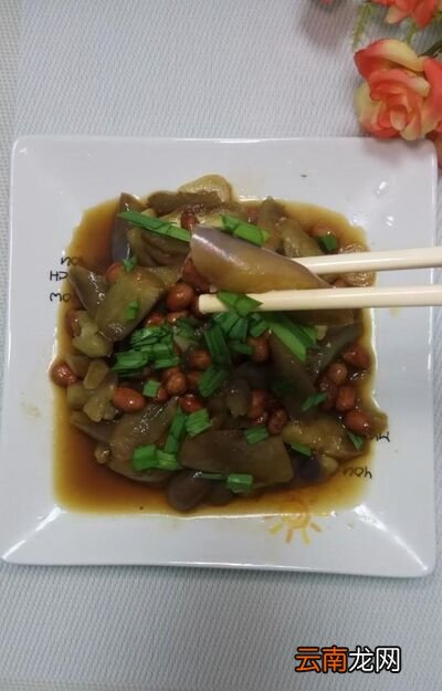 怎樣做美味的紅燒茄子花生米？