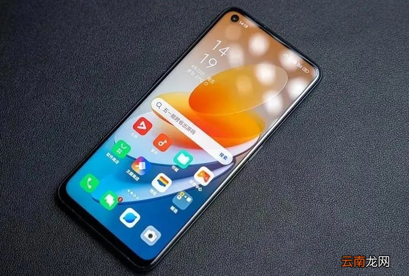從2499元跌至1352元，12GB+256GB+5000mAh，淪為標準千元機